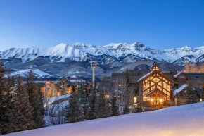 2 BR Condominium - Luxury Skiin and out (rare to find) Telluride